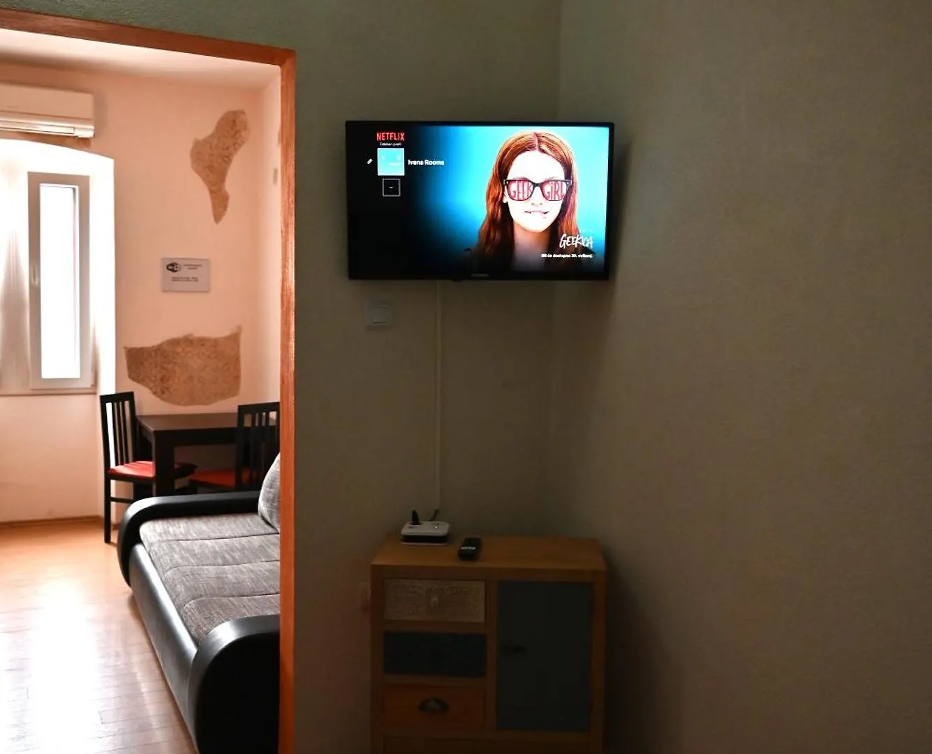 Gostinjska kuća Ivana Rooms
