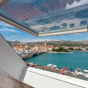 residence-by-providenca-palace.hotels-in-trogir.com/